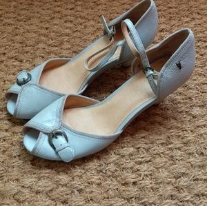 Frye leather Sandal in great condition